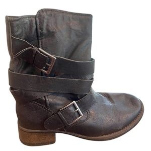 Trash Women’s Black Buckle Moto Ankle Boots SZ 7.5